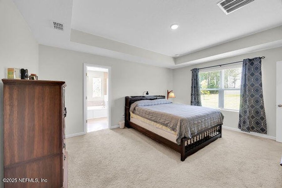 Furnished interior view inside a new home in Edinburgh Village, Jacksonville (Image 47). Furnished interior view inside a new home in Edinburgh Village, Jacksonville (Image 47).