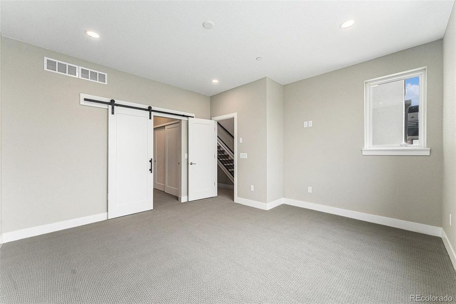 Spacious, unfurnished interior of a new home in Montmere at Autrey Shores, Superior (Image 25).