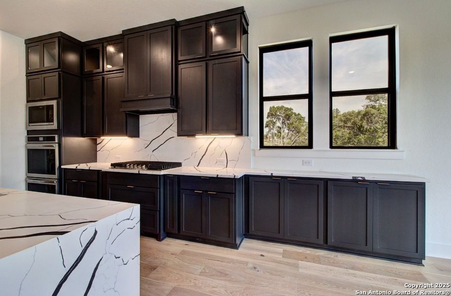 Furnished interior view inside a new home in Verandas at the Rim, San Antonio (Image 17).