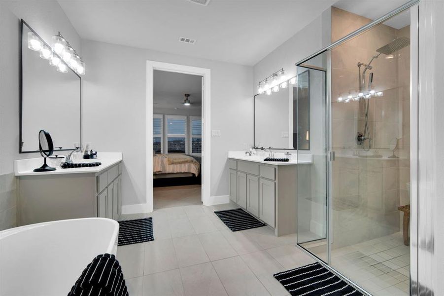 Furnished interior view inside a new home in Sweetgrass, Haslet (Image 13).