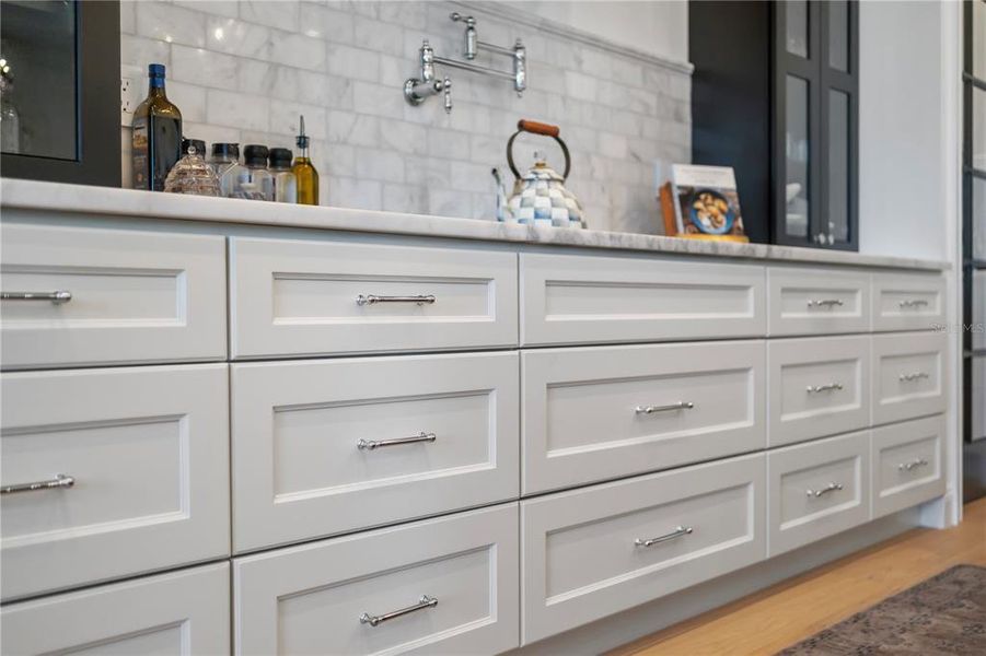 Close-up of interior finishes inside a home in , Port Charlotte (Image 24).