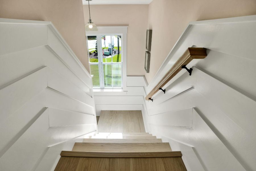 Representative interior finishes for a home built from the Harrison by Bill Clark Homes in Sidbury Landing, Wilmington (Image 23).