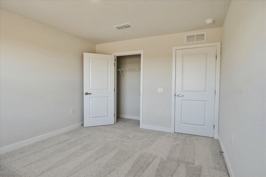 Spacious, unfurnished interior of a new home in Beech Glen, Anderson (Image 20). Spacious, unfurnished interior of a new home in Beech Glen, Anderson (Image 20).