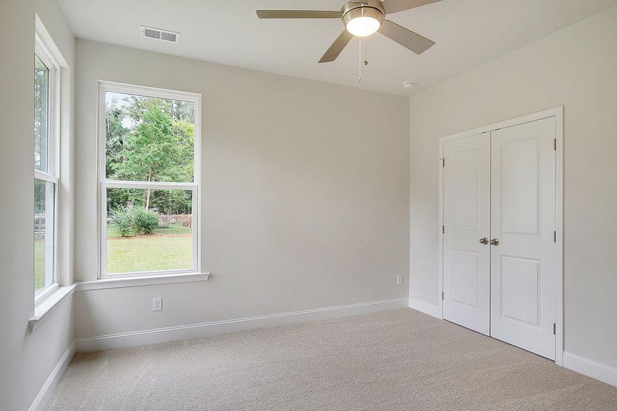 Spacious, unfurnished interior of a new home in Founder's Park, Lincolnville (Image 29).