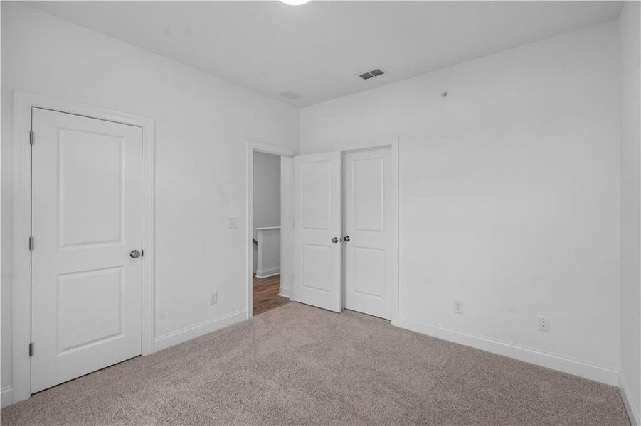 Spacious, unfurnished interior of a new home in Ecco Park, Alpharetta (Image 24).