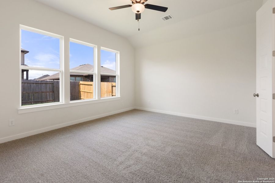 Spacious, unfurnished interior of a new home in Veramendi, New Braunfels (Image 22). Spacious, unfurnished interior of a new home in Veramendi, New Braunfels (Image 22).