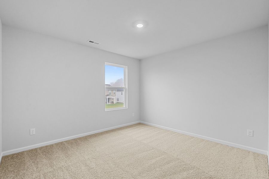 Spacious, unfurnished interior of a new home in Hanes Lake, Winston-Salem (Image 36).