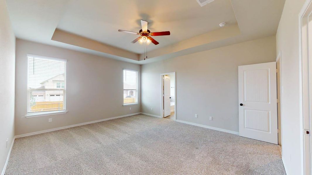 Spacious, unfurnished interior of a new home in Sterling Meadows, Salado (Image 20).