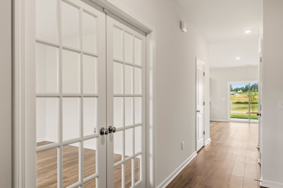 Spacious, unfurnished interior of a new home in Radley Place, Chesnee (Image 22). Spacious, unfurnished interior of a new home in Radley Place, Chesnee (Image 22).
