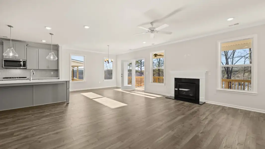 Spacious, unfurnished interior of a new home in Westland, Bogart (Image 17).