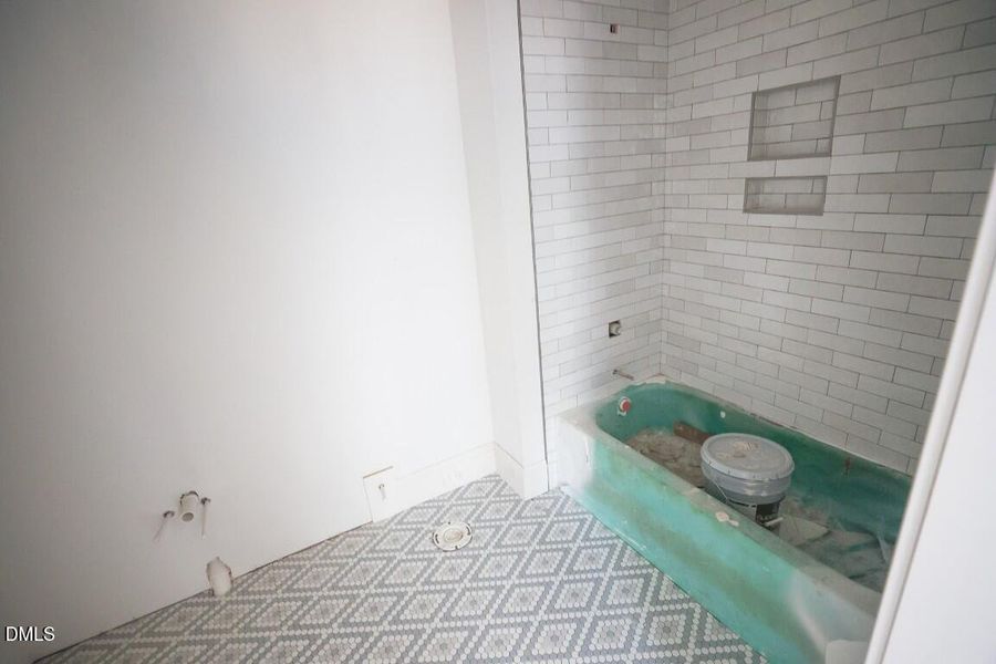 GQ6A9940 (Medium) GQ6A9940 (Medium)