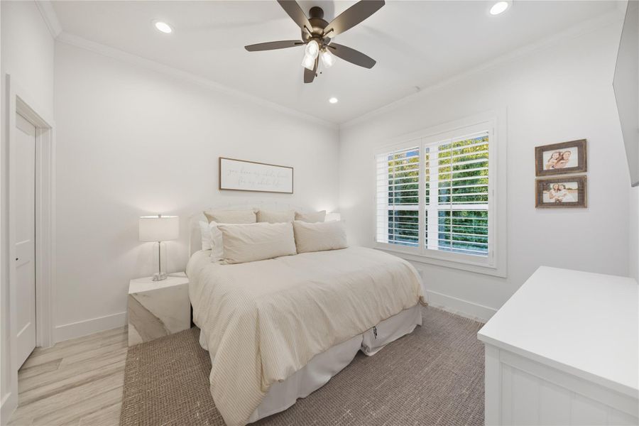 Furnished interior view inside a new home in , La Grange (Image 6).