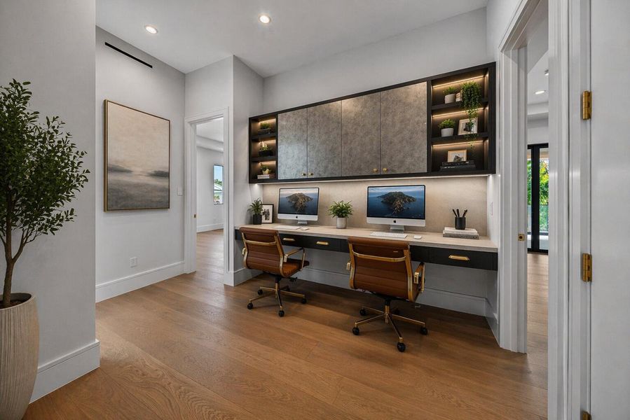 Minimalist modern home office elegance