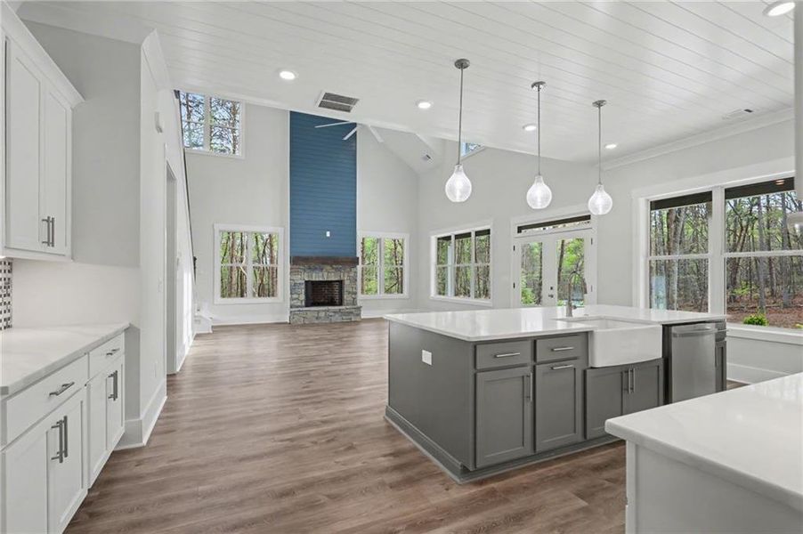 Furnished interior view inside a new home in , Clarkesville (Image 13).