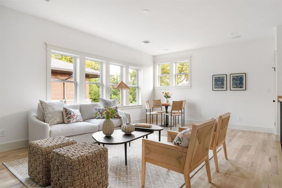 Furnished interior view inside a new home in , Dallas (Image 9).