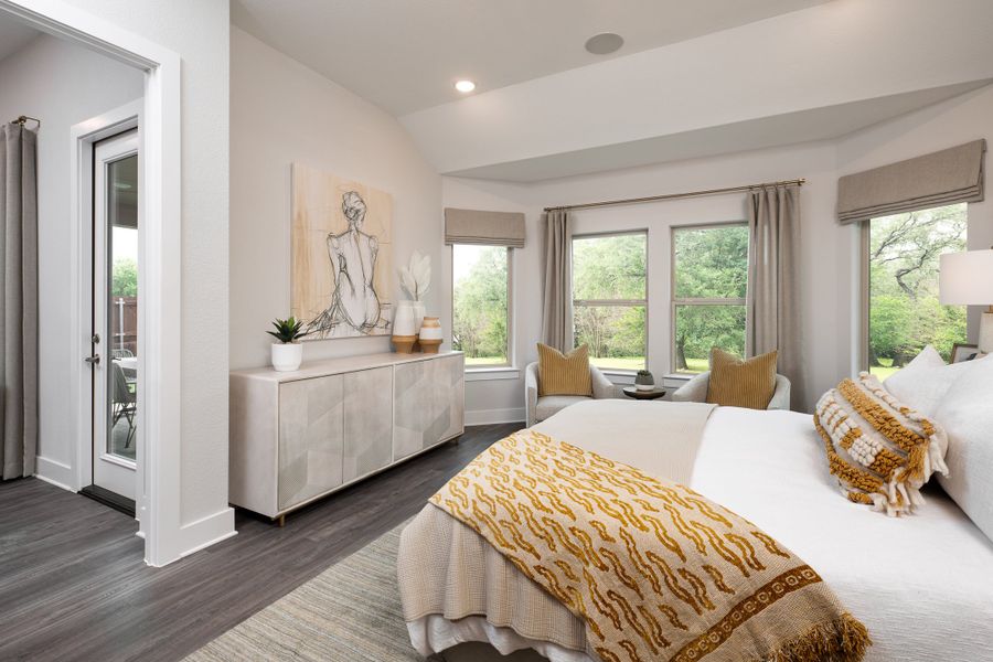 Representative furnished interior of a home built from the Savannah by Tri Pointe Homes in View at the Reserve, Mansfield (Image 4).