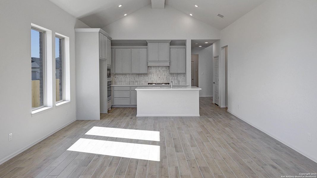 Spacious, unfurnished interior of a new home in Veranda 40', San Antonio (Image 17). Spacious, unfurnished interior of a new home in Veranda 40', San Antonio (Image 17).