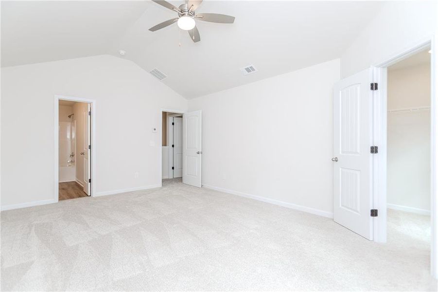 Spacious, unfurnished interior of a new home in , Atlanta (Image 16). Spacious, unfurnished interior of a new home in , Atlanta (Image 16).
