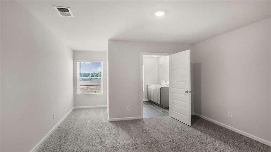 Spacious, unfurnished interior of a new home in Echo Glen, Stockbridge (Image 23).