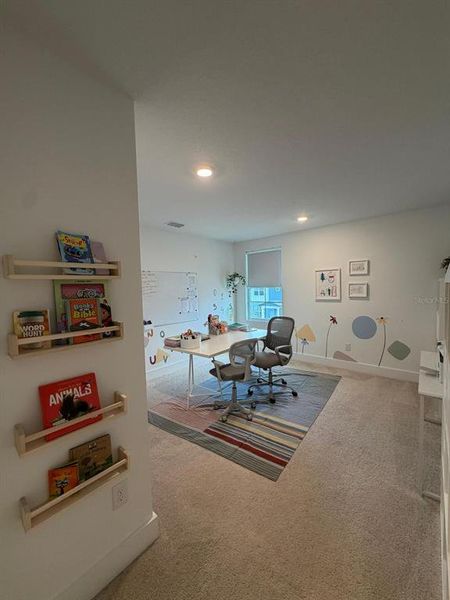 Furnished interior view inside a new home in , Winter Garden (Image 29).