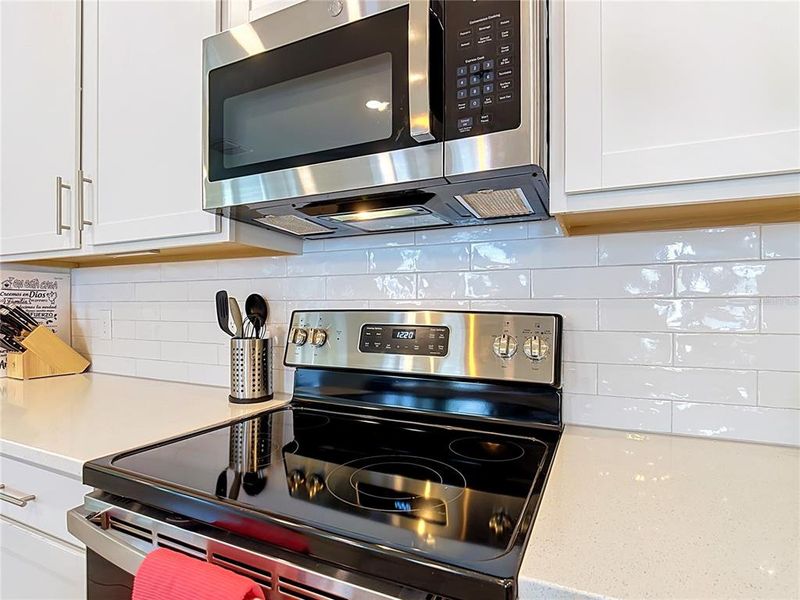 Close-up of interior finishes inside a home in Seasons at Big Sky, Kissimmee (Image 20).