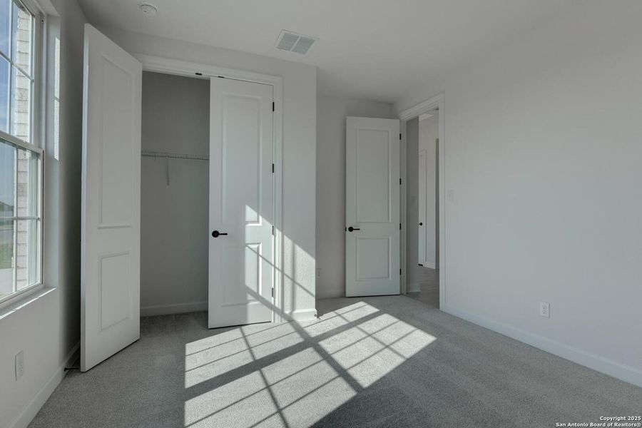 Spacious, unfurnished interior of a new home in The Heritage at Saddlebrook Ranch 70's, Schertz (Image 27). Spacious, unfurnished interior of a new home in The Heritage at Saddlebrook Ranch 70's, Schertz (Image 27).