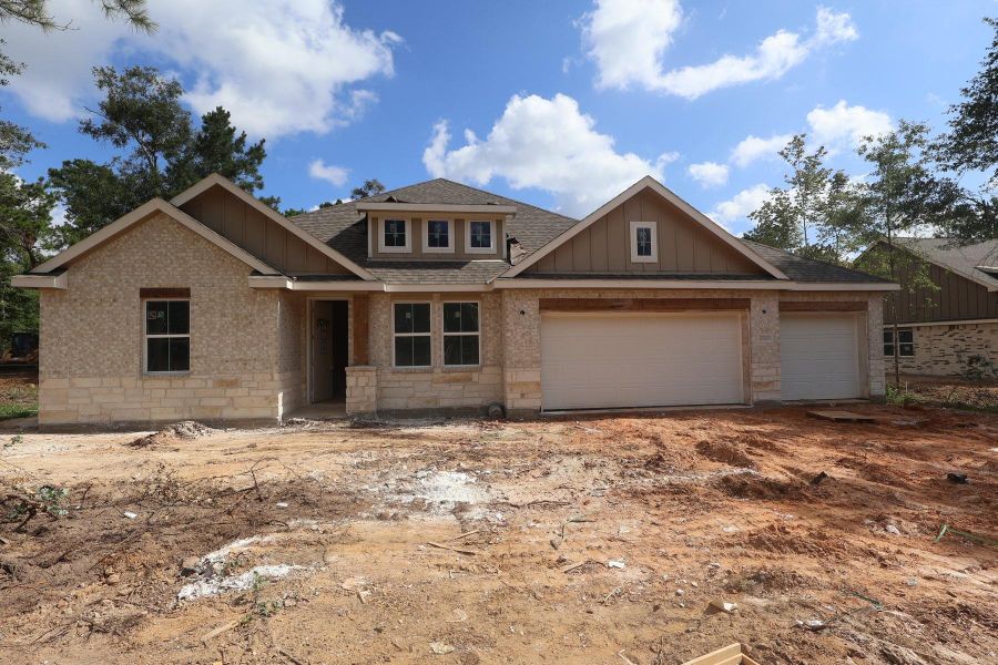One story home with 4 bedrooms, 3.5 baths, and 4 car tandem garage. One story home with 4 bedrooms, 3.5 baths, and 4 car tandem garage.