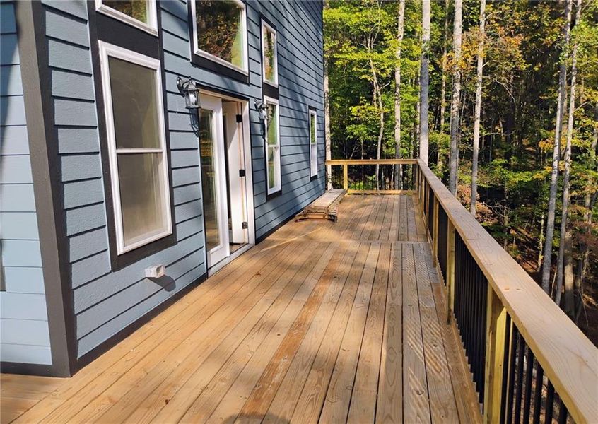 Exterior details and patio area of a home in , Ellijay (Image 2).