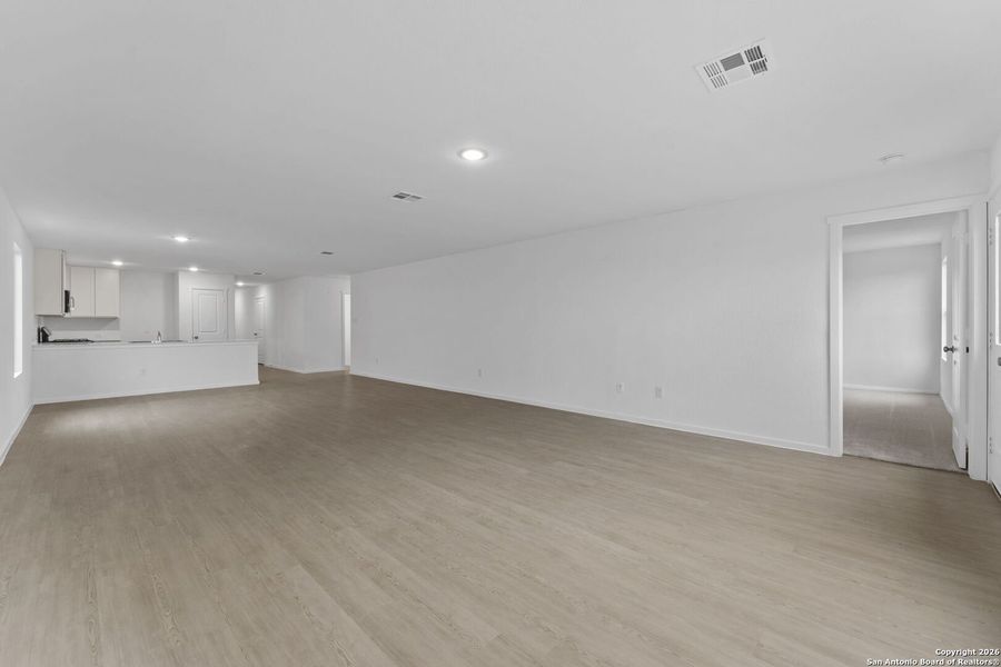 Spacious, unfurnished interior of a new home in Voss Farms: Watermill Collection, New Braunfels (Image 21).
