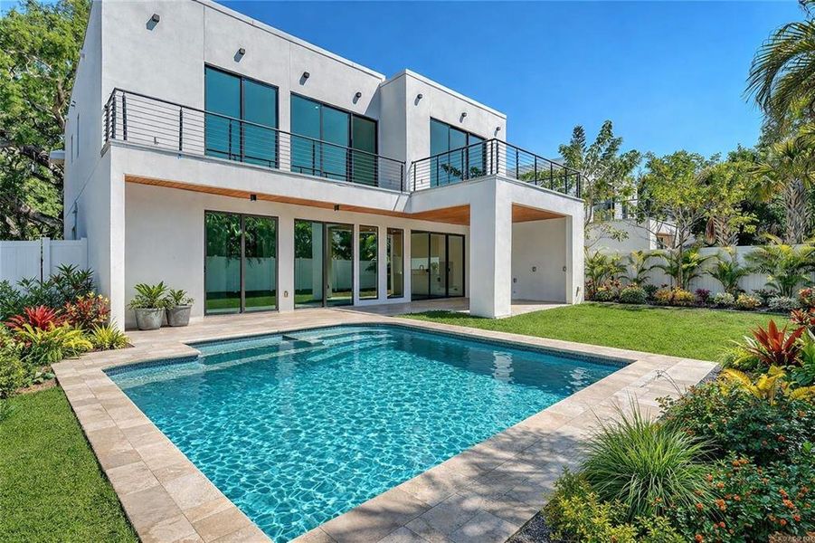 Exterior details and patio area of a home in , Sarasota (Image 33).