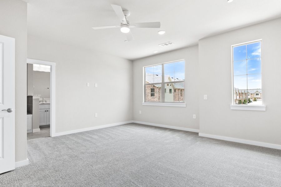 Spacious, unfurnished interior of a new home in The Tribute, The Colony (Image 38). Spacious, unfurnished interior of a new home in The Tribute, The Colony (Image 38).