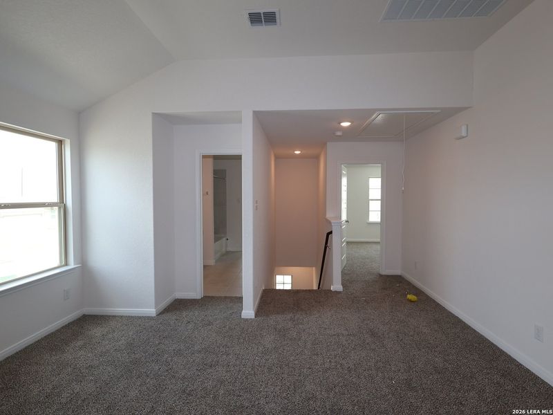 Spacious, unfurnished interior of a new home in Park Place, New Braunfels (Image 18). Spacious, unfurnished interior of a new home in Park Place, New Braunfels (Image 18).