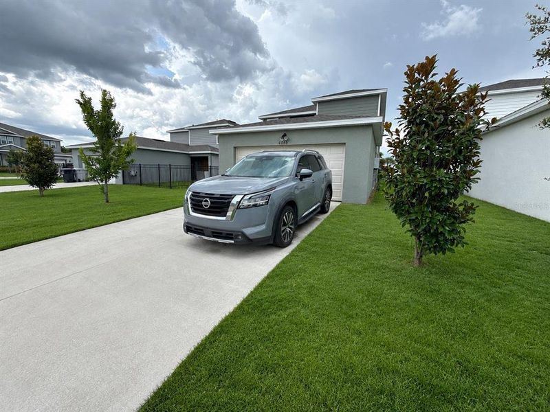 Exterior details and patio area of a home in Winding Meadows, Apopka (Image 29).