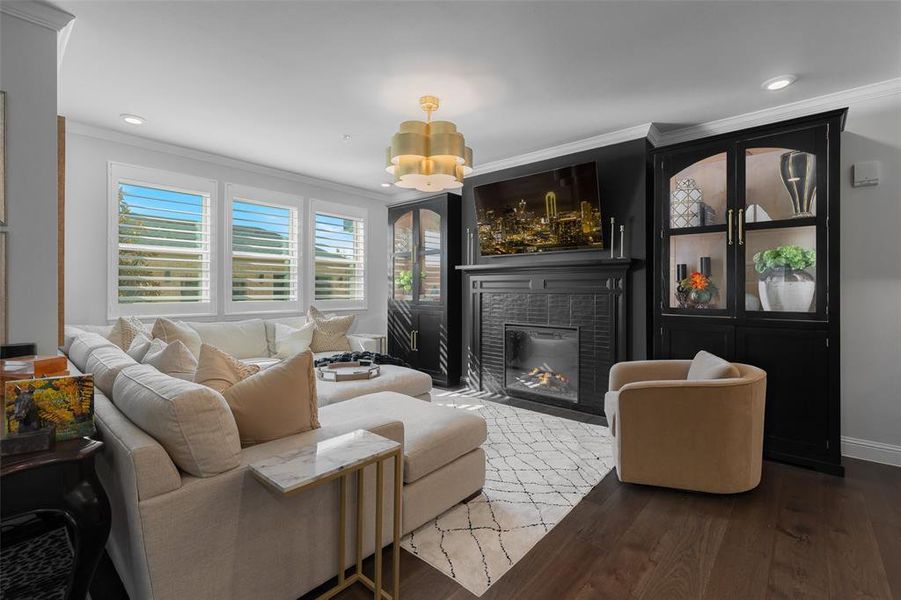 Furnished interior view inside a new home in , Allen (Image 9).