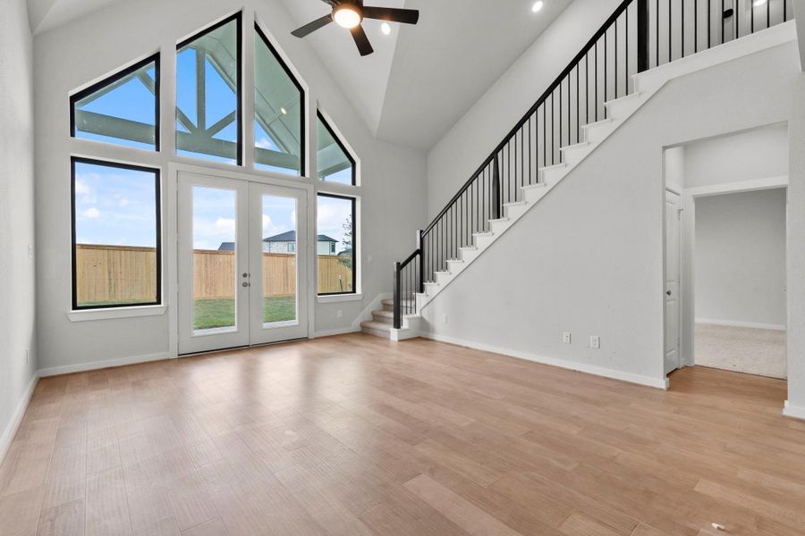 Spacious, unfurnished interior of a new home in Bridgeland 45', 50', 70', Cypress (Image 17).