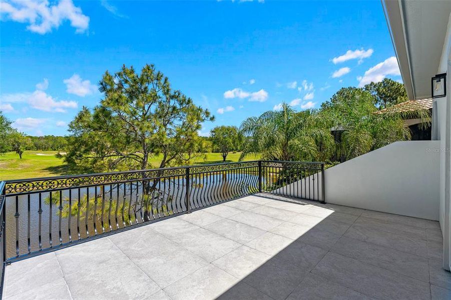 Exterior details and patio area of a home in , Palm Coast (Image 4).