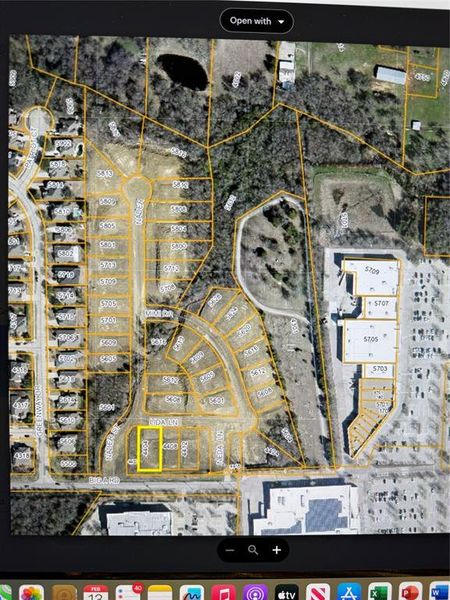 Image 8 of a home in .