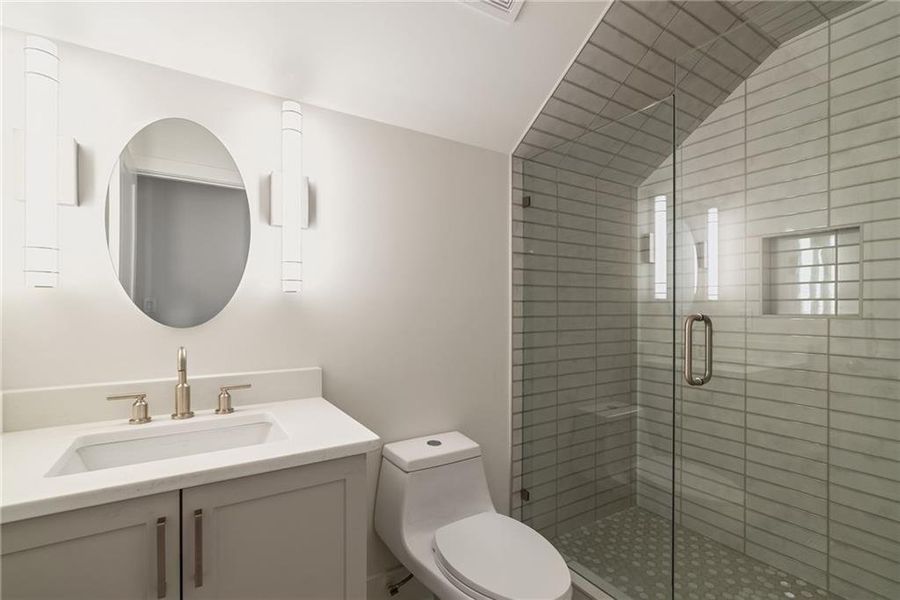 Furnished interior view inside a new home in , Alpharetta (Image 10).