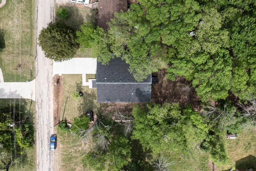 Image 36 of a home in .