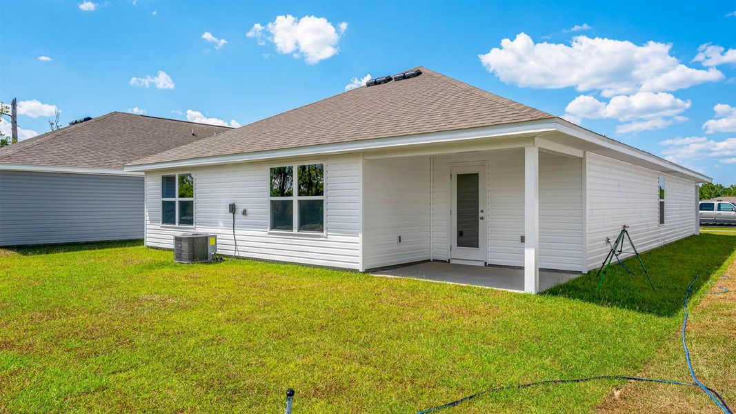 Representative exterior details of a home built from the The Cali by D.R. Horton in Morningside, Panama City (Image 4). Representative exterior details of a home built from the The Cali by D.R. Horton in Morningside, Panama City (Image 4).