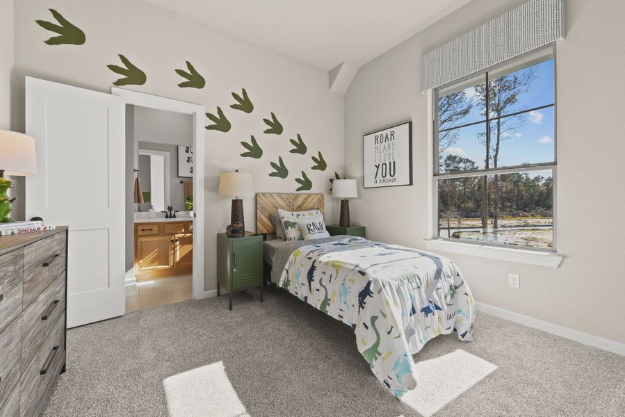 Representative furnished interior of a home built from the Chantilly 2 by Chesmar Homes in Sienna Chateau, Missouri City (Image 29).