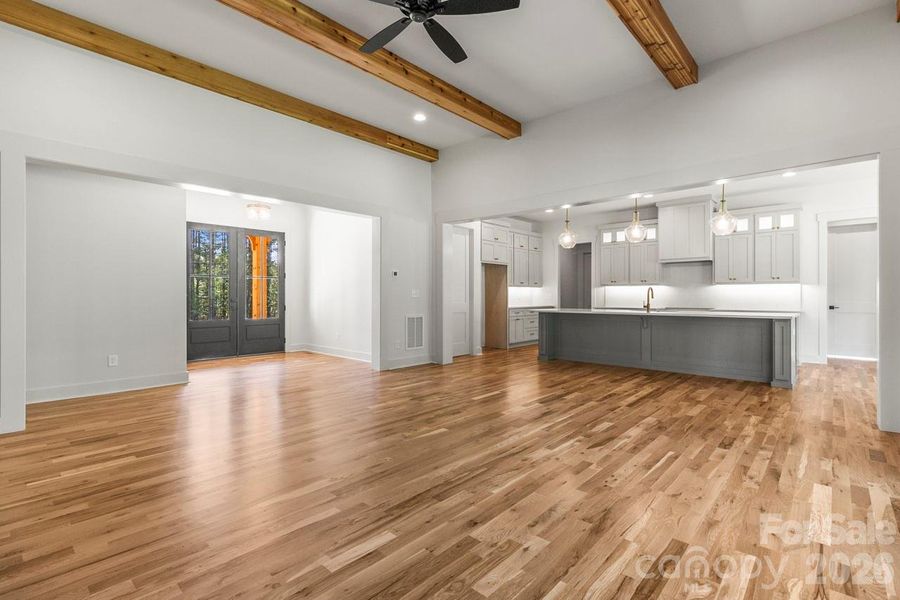 Spacious, unfurnished interior of a new home in , Lincolnton (Image 43).