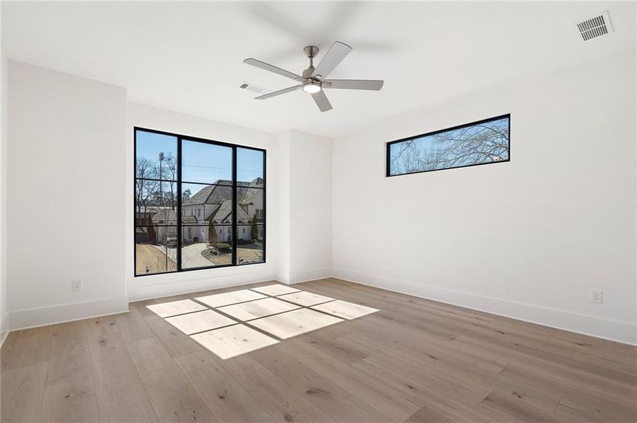 Spacious, unfurnished interior of a new home in , Alpharetta (Image 61). Spacious, unfurnished interior of a new home in , Alpharetta (Image 61).