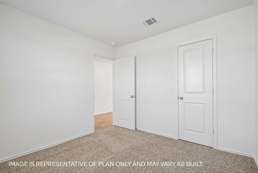 Spacious, unfurnished interior of a new home in Prairie Lakes, Buda (Image 23). Spacious, unfurnished interior of a new home in Prairie Lakes, Buda (Image 23).
