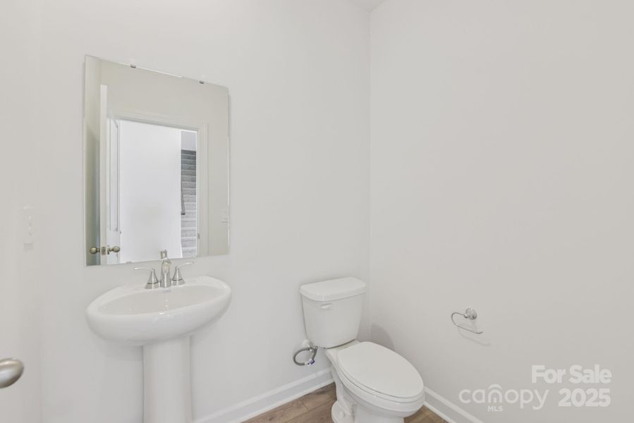 Furnished interior view inside a new home in Nelson's Creek, Mocksville (Image 8).