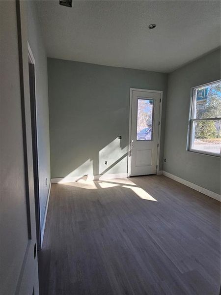 Spacious, unfurnished interior of a new home in , Deland (Image 22).