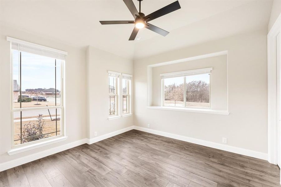 Spacious, unfurnished interior of a new home in Ridgepoint, Midlothian (Image 18).
