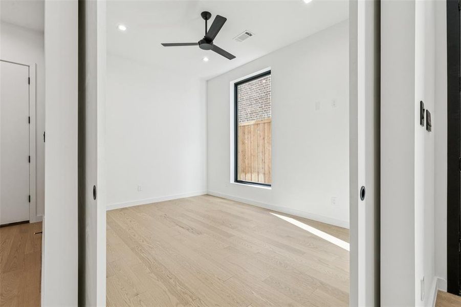 Spacious, unfurnished interior of a new home in , Dallas (Image 23).