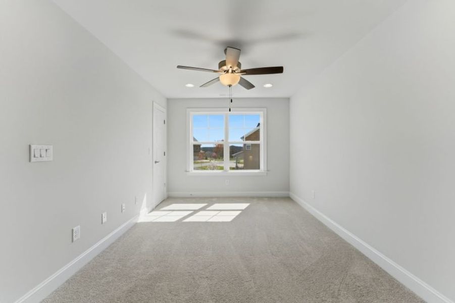 Representative unfurnished interior of a home built from the Fairfield Lux by Keystone Homes NC in Weybridge, Burlington (Image 103).