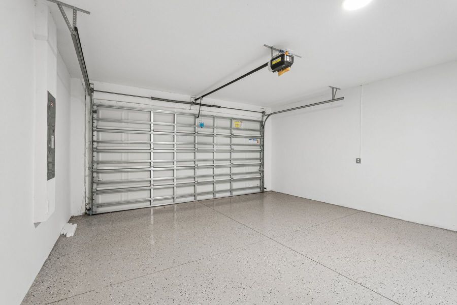 Garage Garage